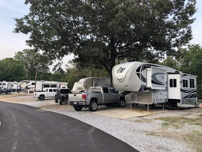 Travelers Camper Park Campground 2
