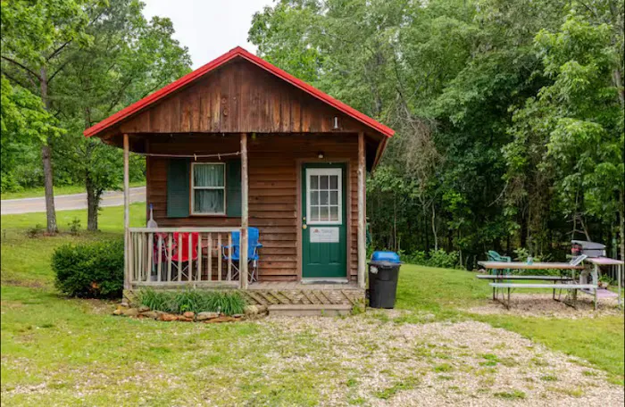 Two Rivers Ozark Cabins and Glamping Tents 3