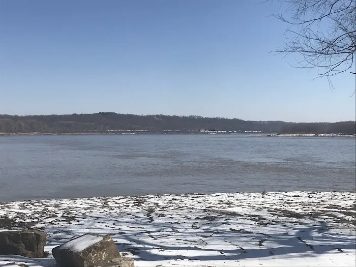 Kaskaskia River Project Campground 7