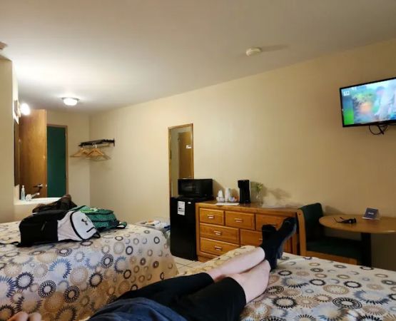 Hickory Ridge Motel