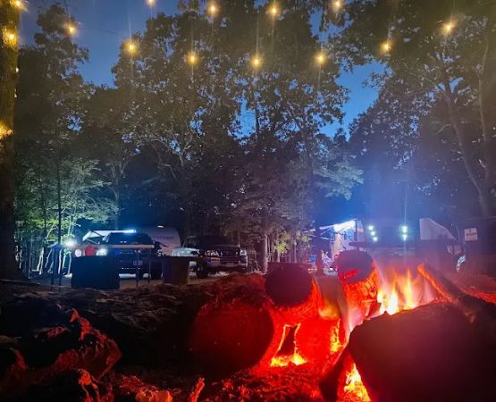 2 Broke Girls Campground