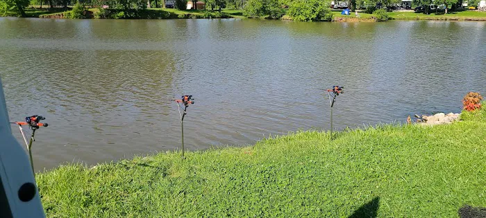 Town & Country Lakes 7