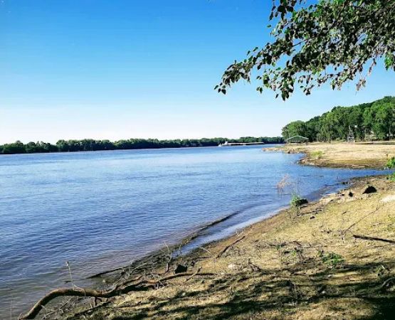 Riverfront Park / Goose Landing
