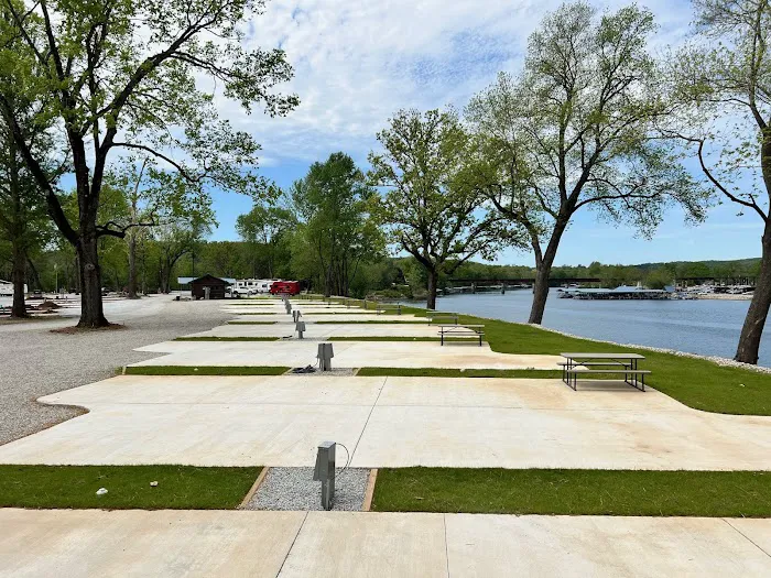 Lakeshore RV Park 0