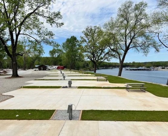Lakeshore RV Park