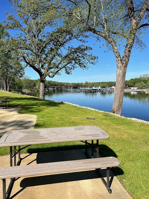 Lakeshore RV Park 1