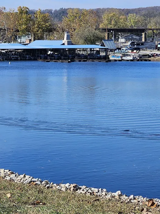Lakeshore RV Park 4