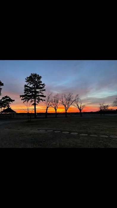EDGE OF THE WOODS RV PARK AND CAMPGROUND 1