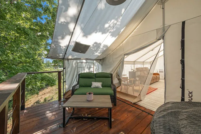 Tennessee Glamping Resort 8