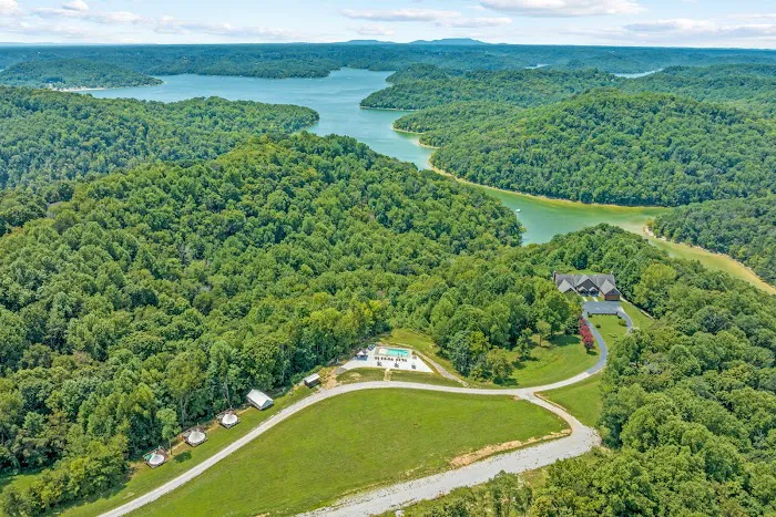 Tennessee Glamping Resort 9
