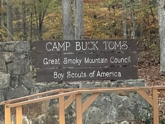 Camp Buck Toms 0