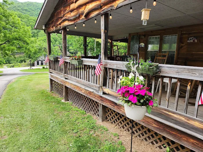 Nantahala Hideaway Campground & Cabins. Formerly Nelsons Nantahala Hideaway 0