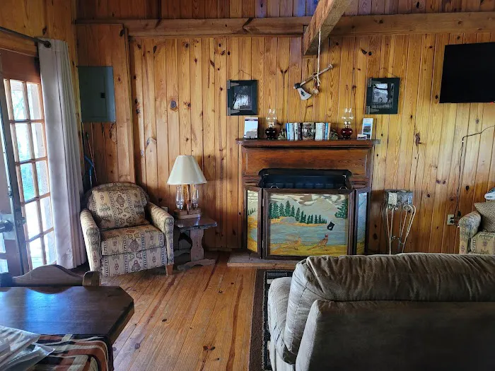 Hammer's Hideaway Campground 4