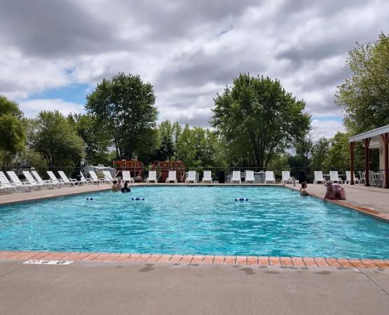 Yogi Bear’s Jellystone Park RV Resort at Pine Lakes