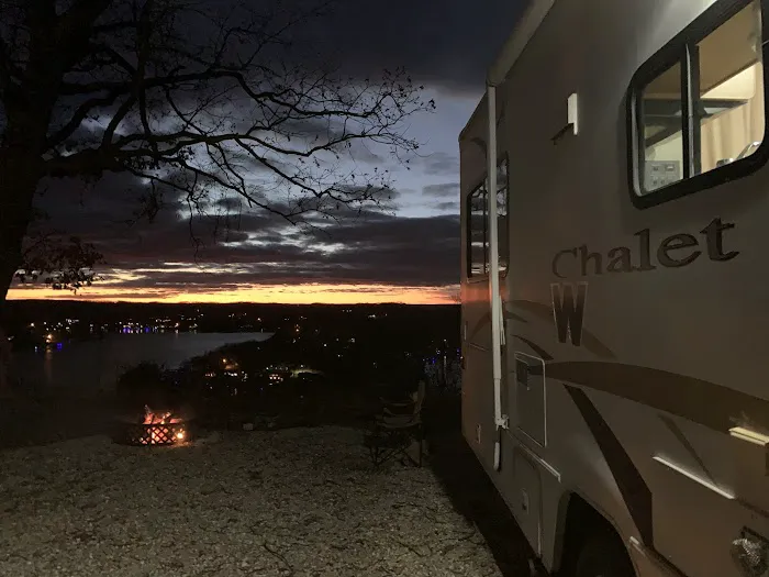 Clapping Oaks Campground and Lodging 6