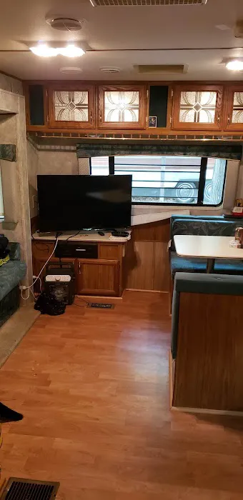 Lake Melissa Campground 9