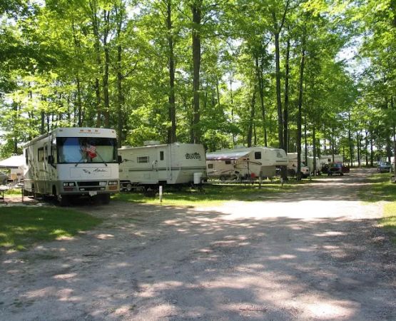 Chain O' Lakes Campground