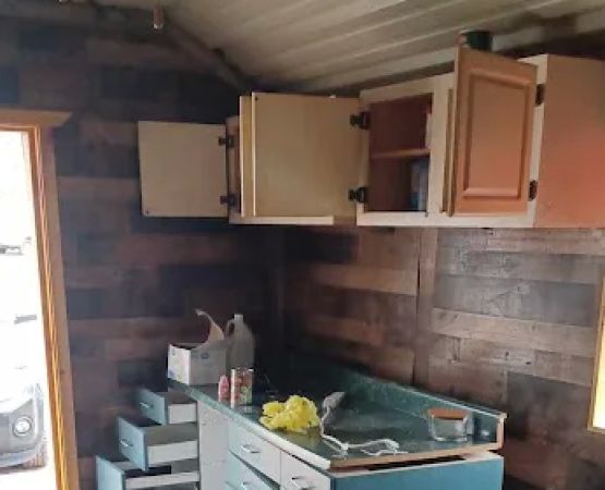 Carefree Cove Campground & Cabins