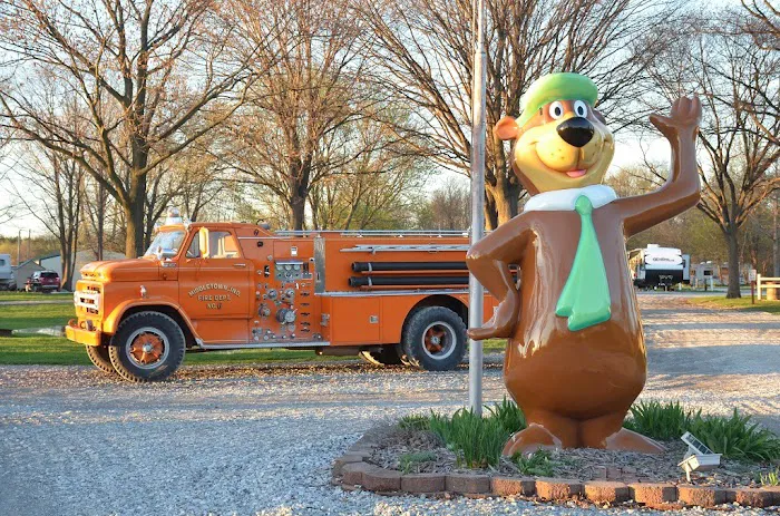 Yogi Bear's Jellystone Park 8