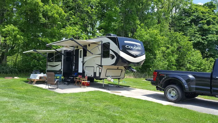 Follow the River RV Resort 1