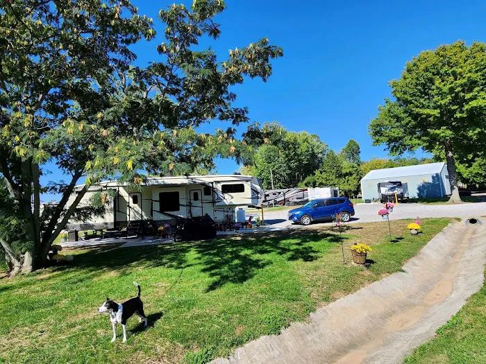 Rollin On The River RV Park 7