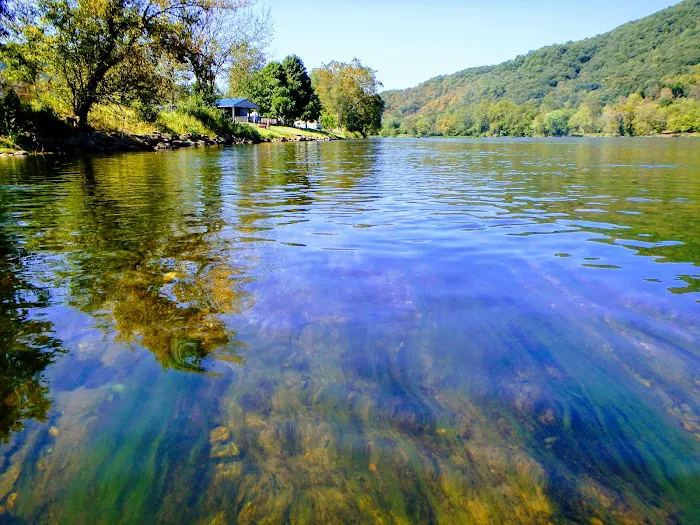 Larry's Landing Campground 5