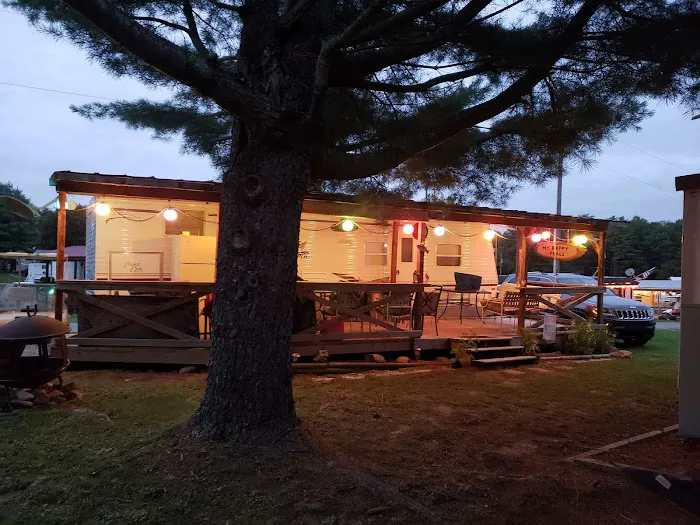 Covey's Family Campground 8