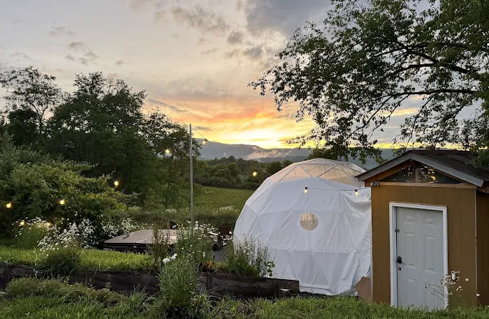 WV Glamping Domes 0