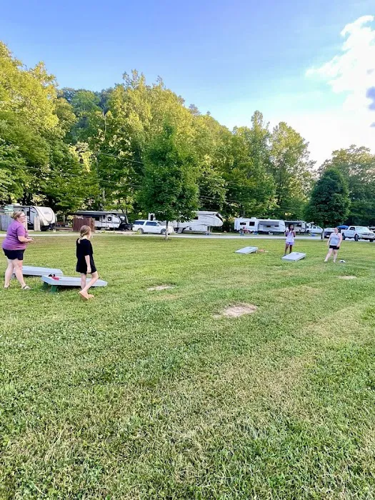 Greenbrier River Campground, Cabins and River Trips 4