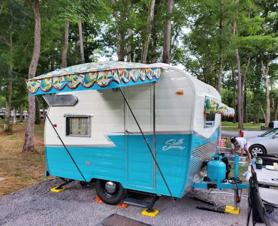 411 River Rest Campground