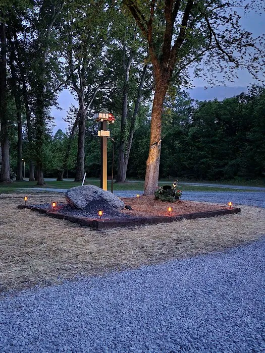 411 River Rest Campground 8