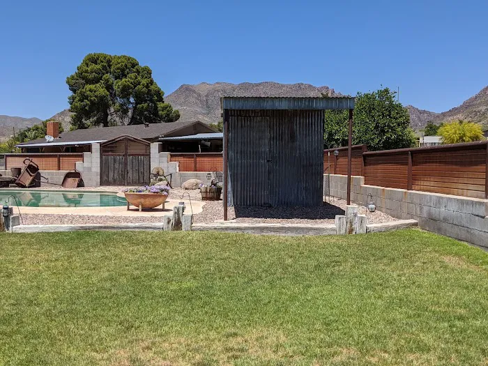 Box 8 Ranch 2