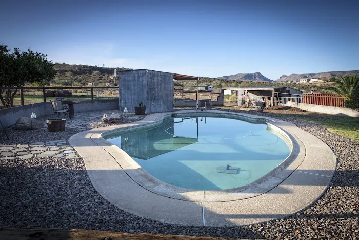 Box 8 Ranch 6