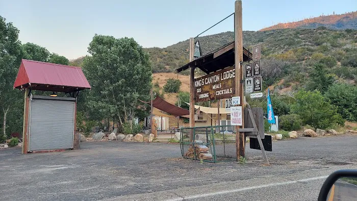 Kings Canyon Lodge 0