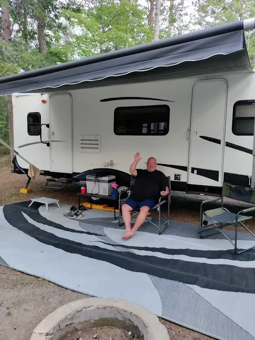 Twin Bears Wooded Campground 0