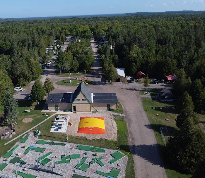 St. Ignace / Mackinac Island KOA Holiday 8