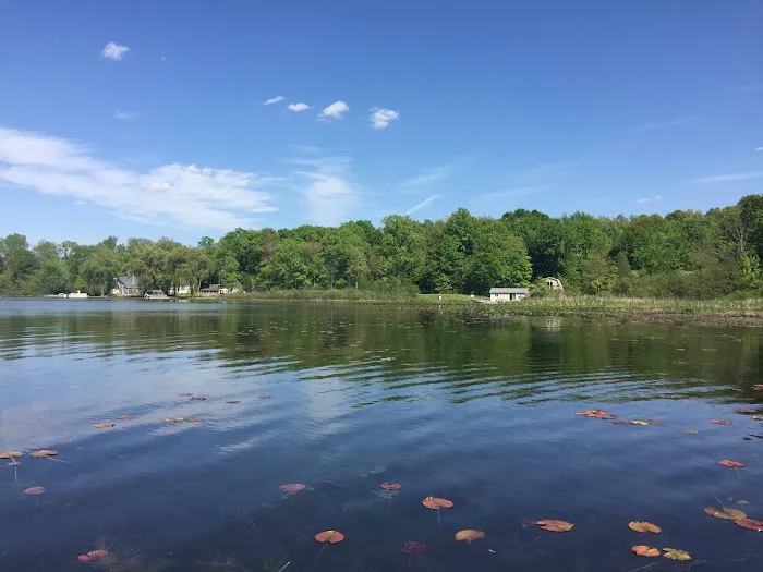 Roses Retreats Cabins & Campsites 0