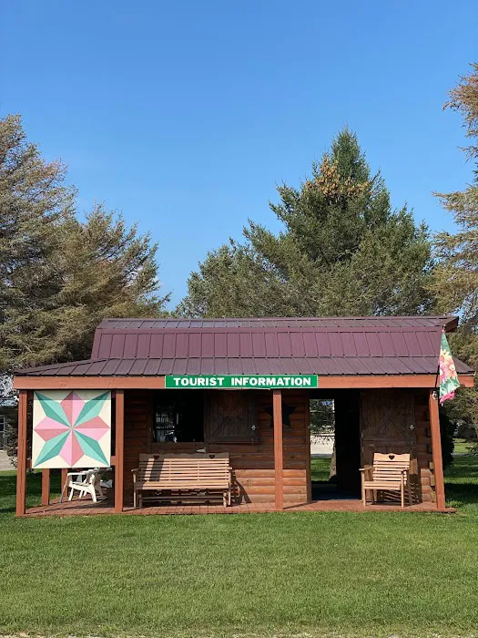 Shipshewana North Park Amish Log Cabin Lodging & Campground 1