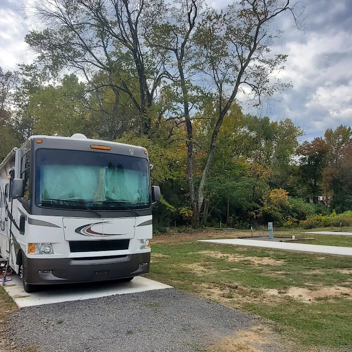 Sammy's Creekside RV Park 4