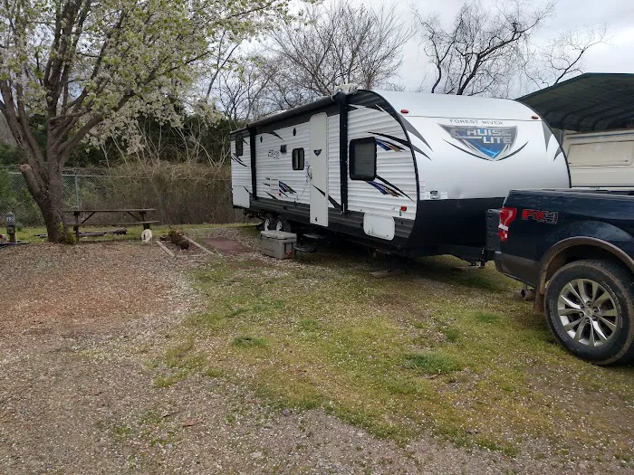 Marilyn's RV Park & Old Country Store 6