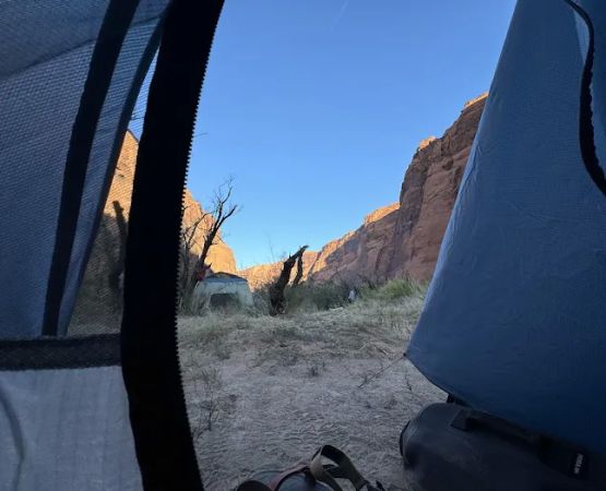 8 Mile Bar Camps