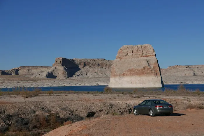 Lone Rock Lake Powell 2