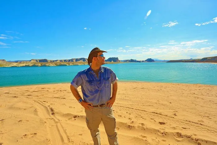 Lone Rock Lake Powell 4