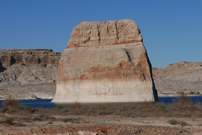 Lone Rock Lake Powell 8