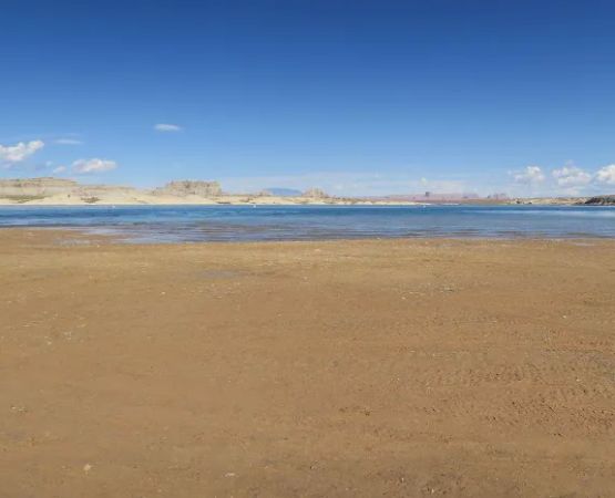 Lone Rock Beach Primitive Camping