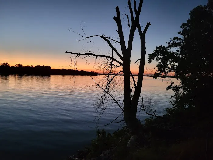Blackjack Cove Campground at Fort Cobb State Park 2