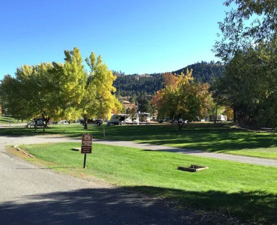 Curlew Lake Campground
