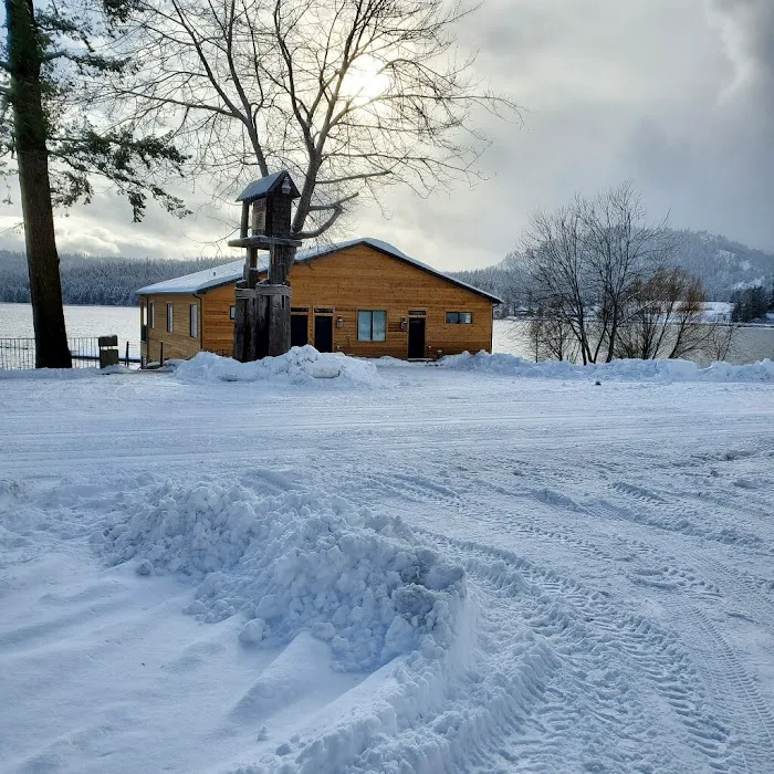 Waitts Lake Resort and Cabins 3