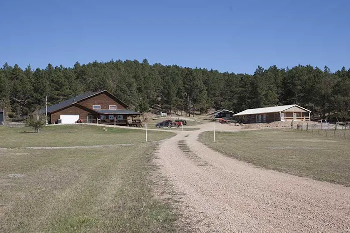 JC Stage Stop Resort 9