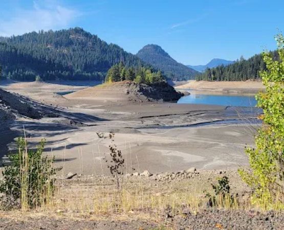 Tieton River Rimrock